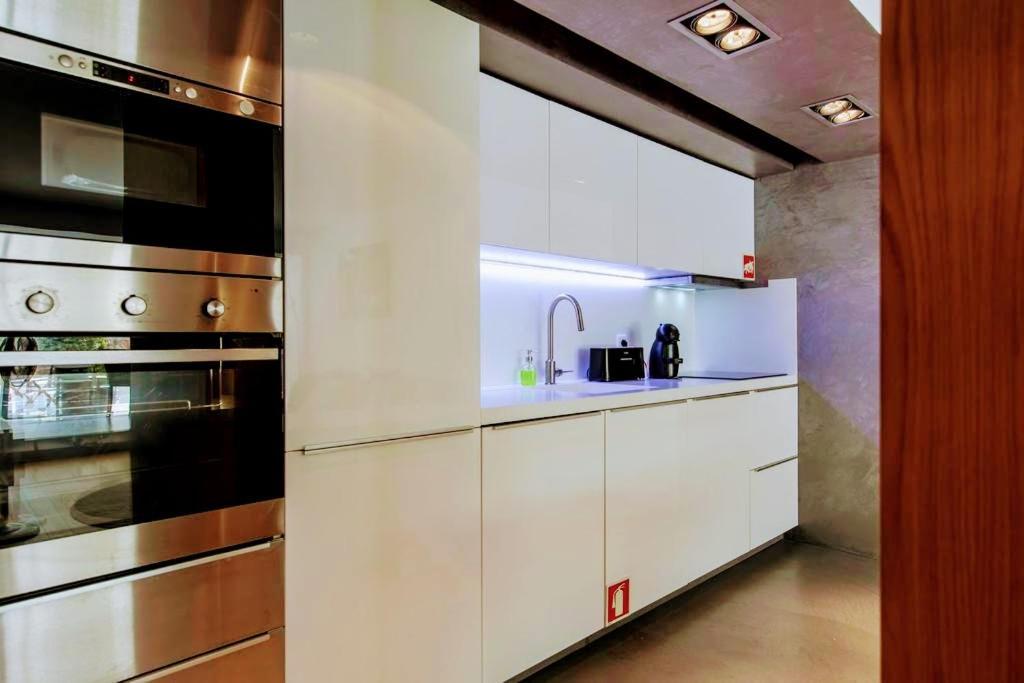 Marques De Pombal Terrace By Lisbon Village Apartments ภายนอก รูปภาพ