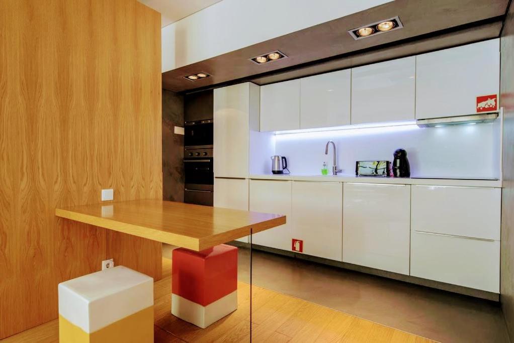 Marques De Pombal Terrace By Lisbon Village Apartments ภายนอก รูปภาพ